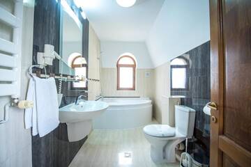 Фото Отель Hotel Eden г. Рымнику-Сэрат 4